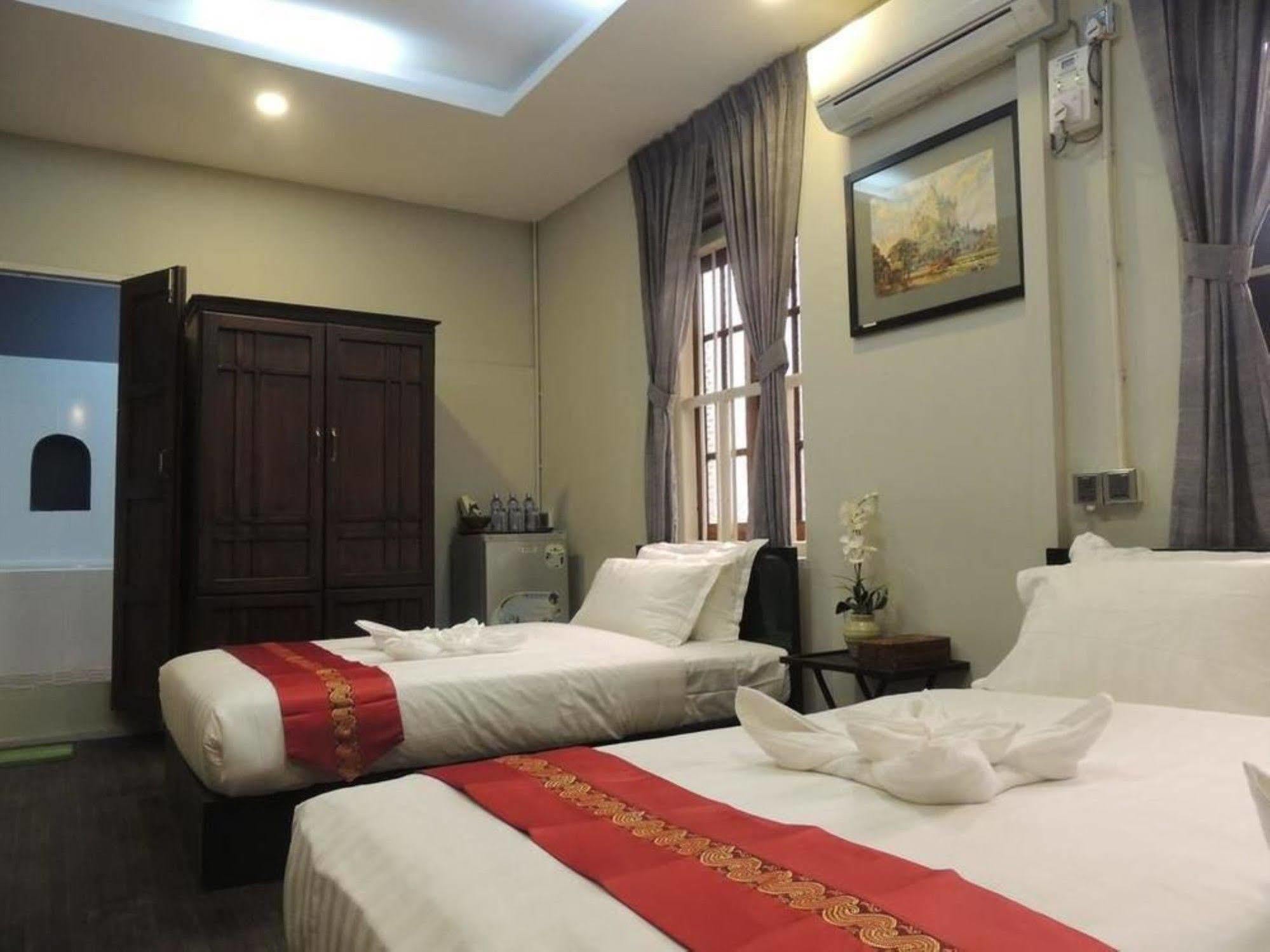 Hotel @ Yangon Heritage Esterno foto