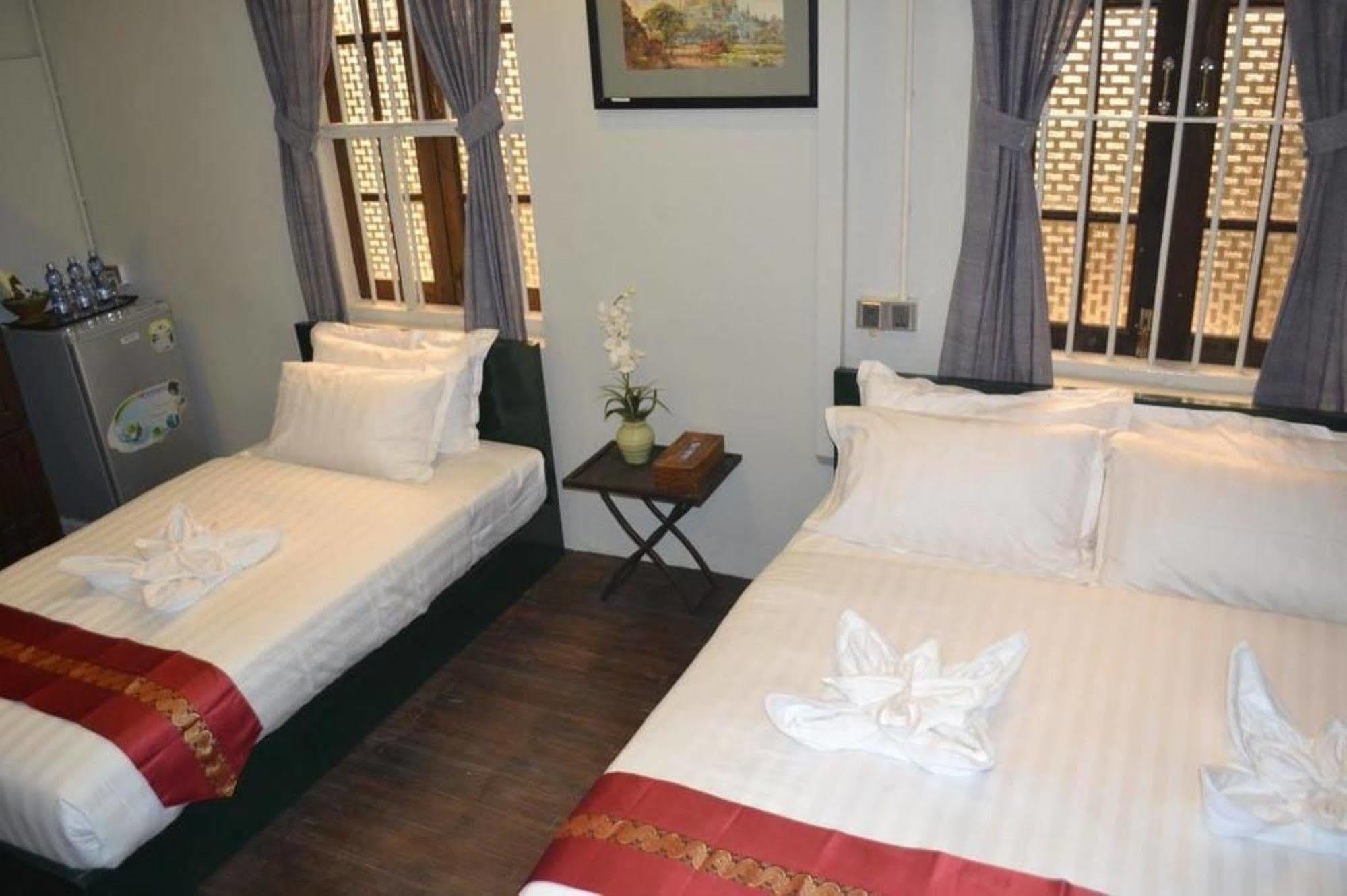 Hotel @ Yangon Heritage Esterno foto